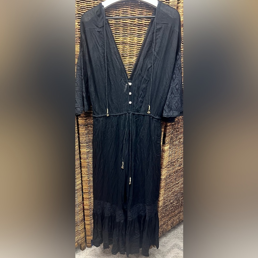 Free People-Black Buttoned Jumper Flare leg, Deep V - neck/back, Large